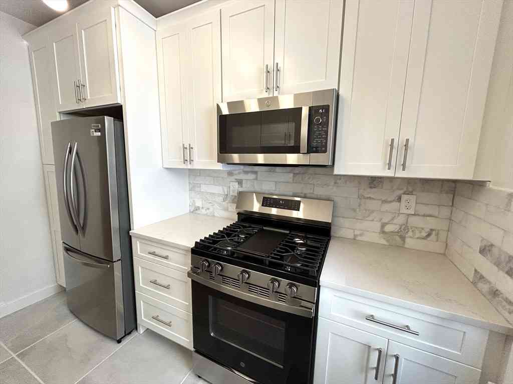 Condo For Rent - 1666 Commonwealth Ave #24<br/> Boston, MA 02135