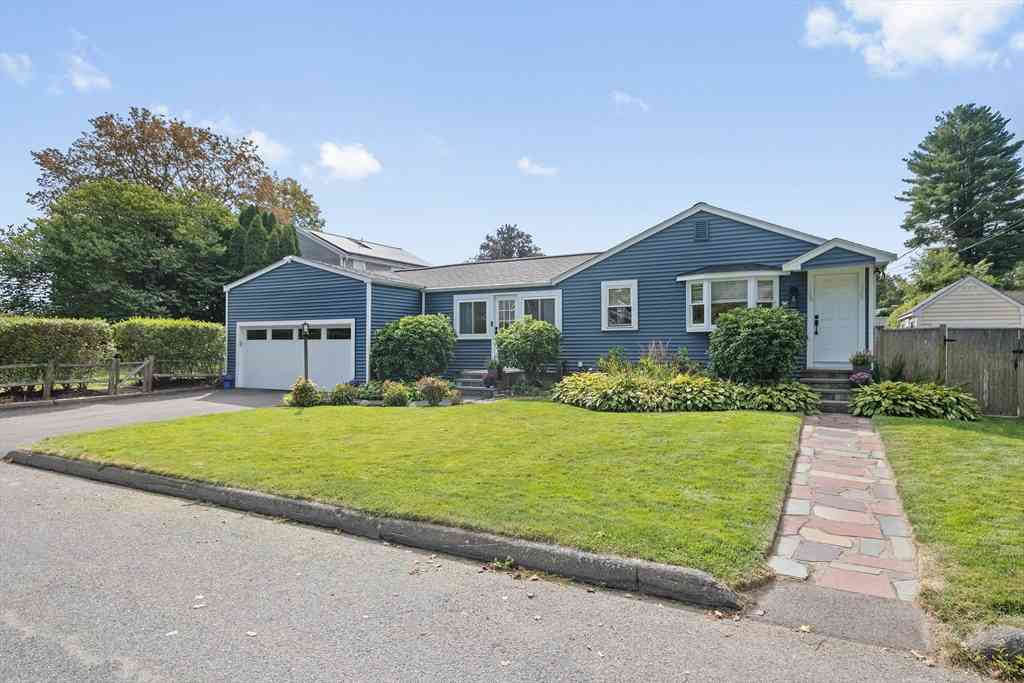 Homes For Sale - 2 Lodge Rd<br/> Middlesex County, Natick, MA 01760