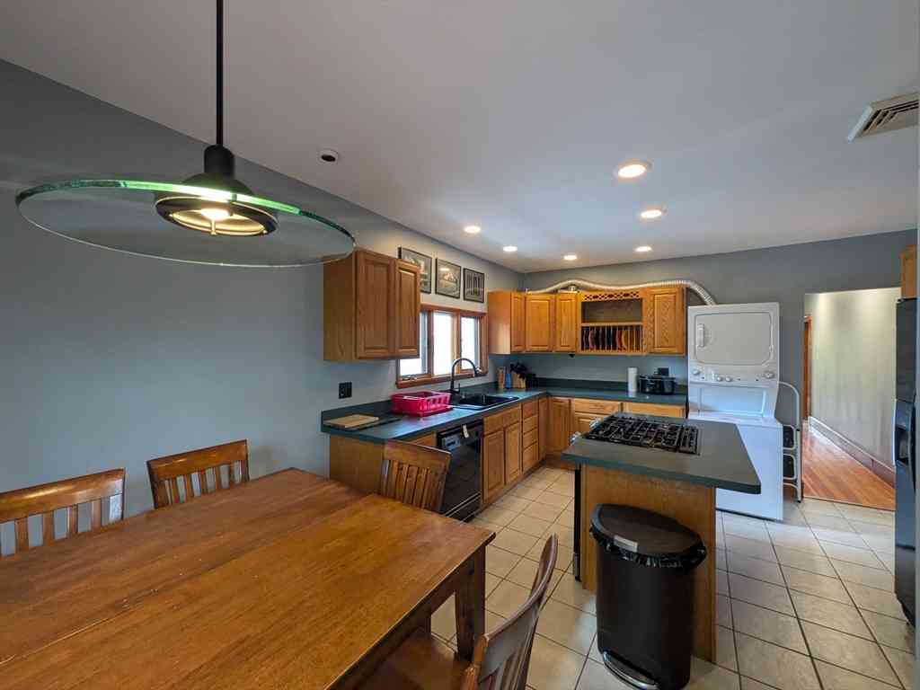Apartment For Rent - 80 North Street #2<br/> Medford, MA 02155