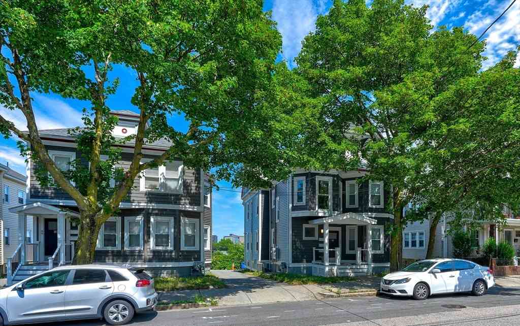 Apartment For Rent - 287 Medford St #1<br/> Somerville, MA 02143
