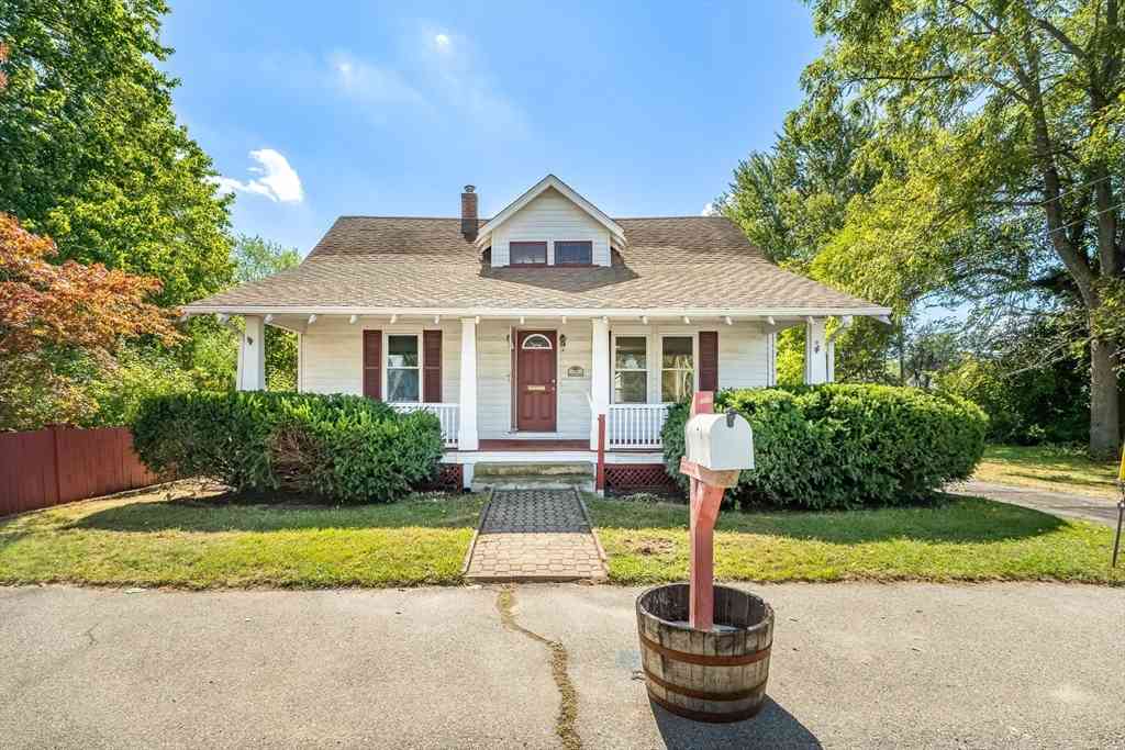 Homes For Sale - 79 Central Ave<br/> Seekonk, MA 02771