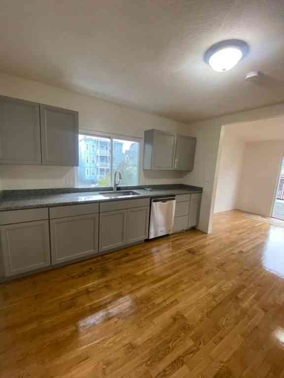 Condo For Rent - 20 Porter #2<br/> Malden, MA 02148