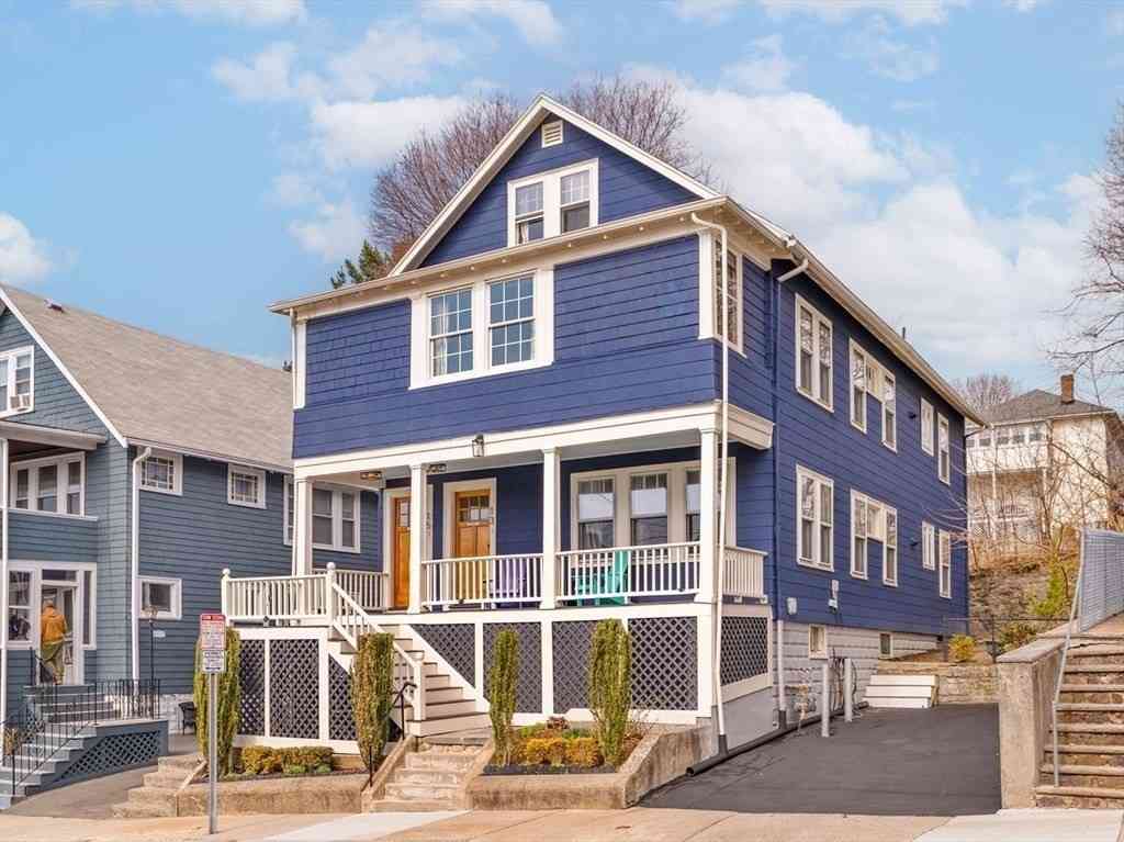 Condo For Rent - 13-15 Upland #1<br/> Somerville, MA 02144