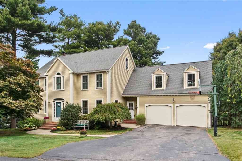 Homes For Sale - 75 Emerson Rd<br/> Walpole, MA 02032