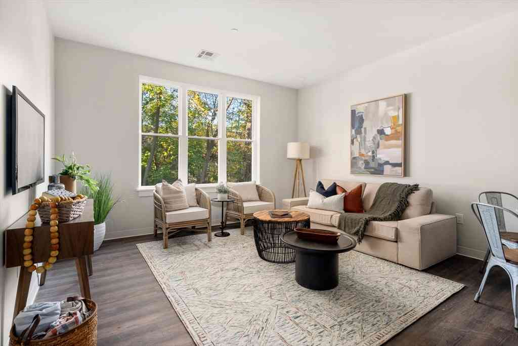 Apartment For Rent - 29 Wall Street #210<br/> Foxboro, MA 02035