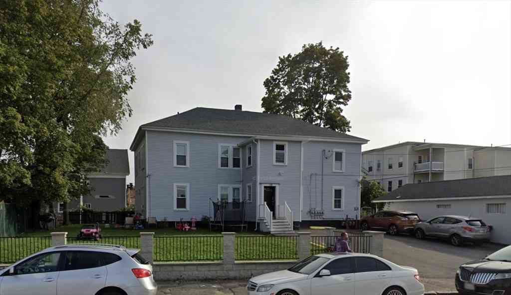 Apartment For Rent - 138 Green #2W<br/> Brockton, MA 02301