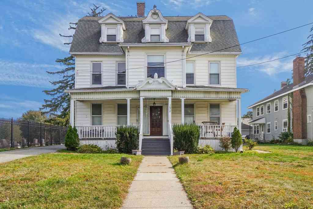 Multifamily For Rent - 1678 Northampton<br/> Holyoke, MA 01040