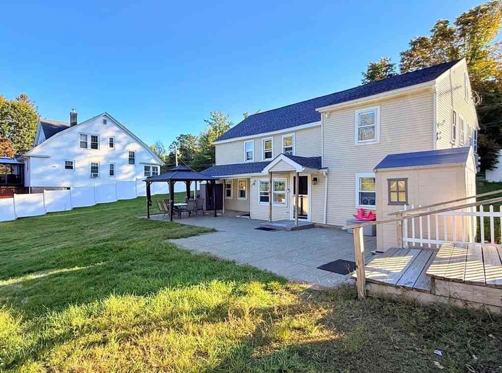 Multifamily For Rent - 747/749 Pleasant<br/> Leicester, MA 01542