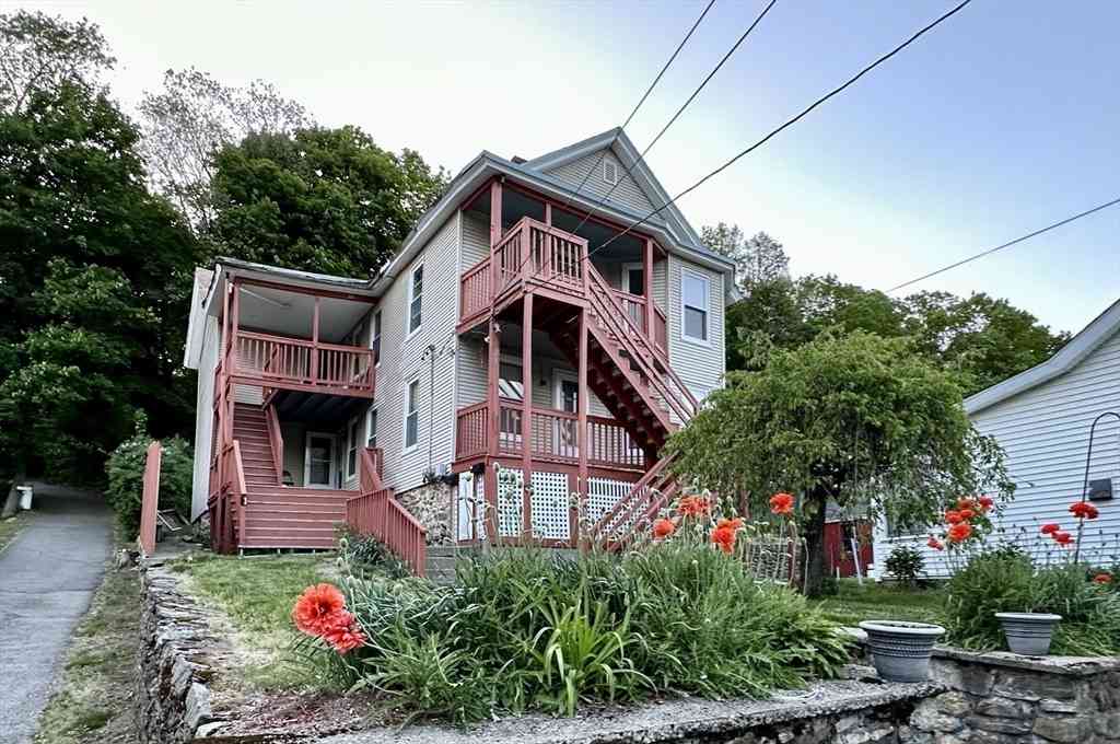 Multifamily For Rent - 29 Fiske St<br/> Southbridge, MA 01550
