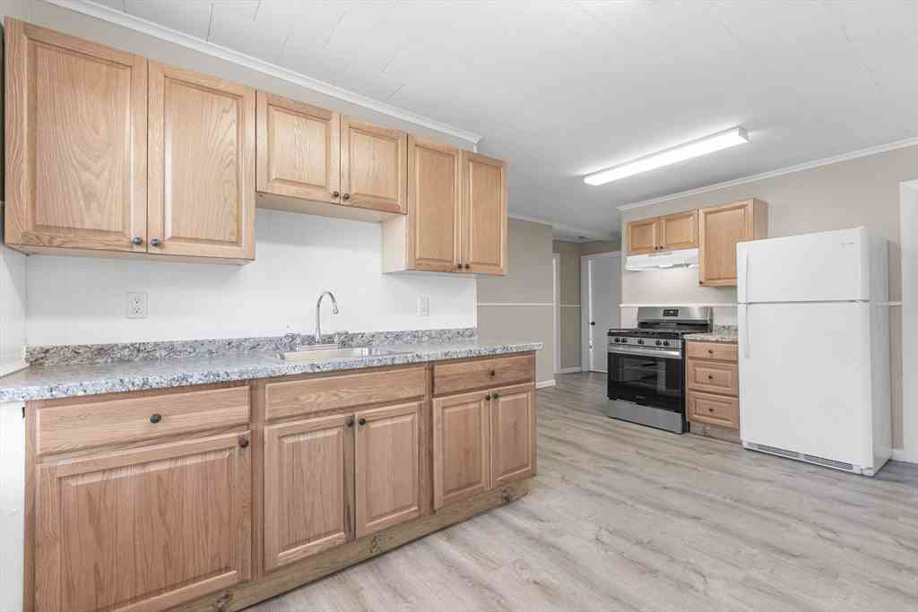 Apartment For Rent - 7 Appleton Street #1<br/> Danvers, MA 01923