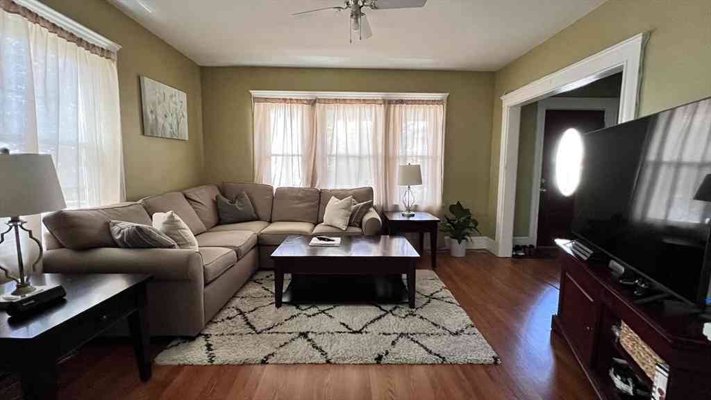 Condo For Rent - 29 Summer Street #1<br/> Quincy, MA 02169