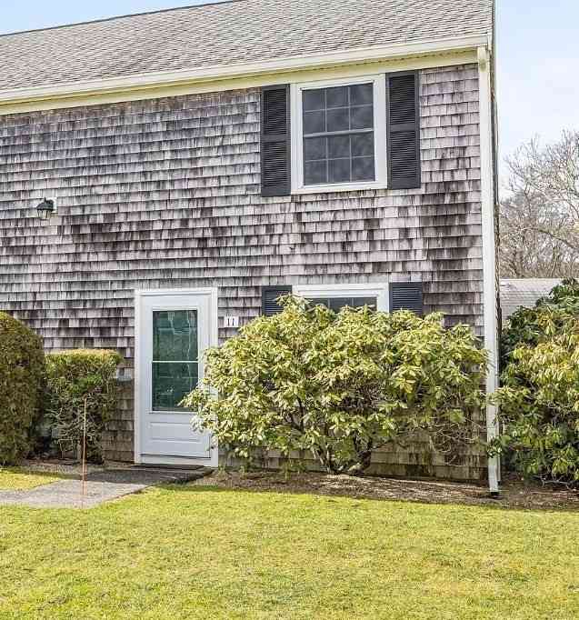 Condo For Rent - 135 West Main St #11<br/> Barnstable, MA 02601