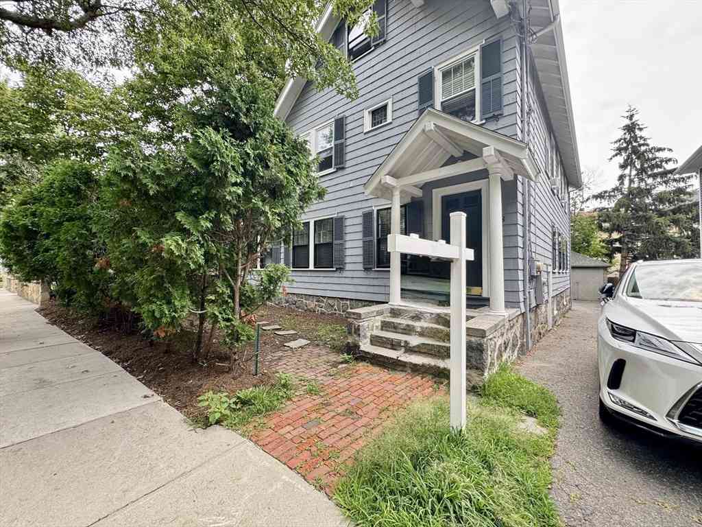 Apartment For Rent - 88 Brush Hill Rd #1<br/> Milton, MA 02186