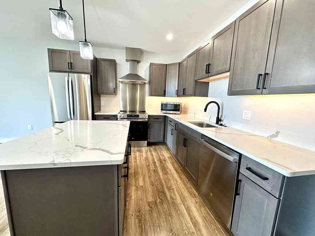 Apartment For Rent - 21 Summer St #302<br/> Natick, MA 01760