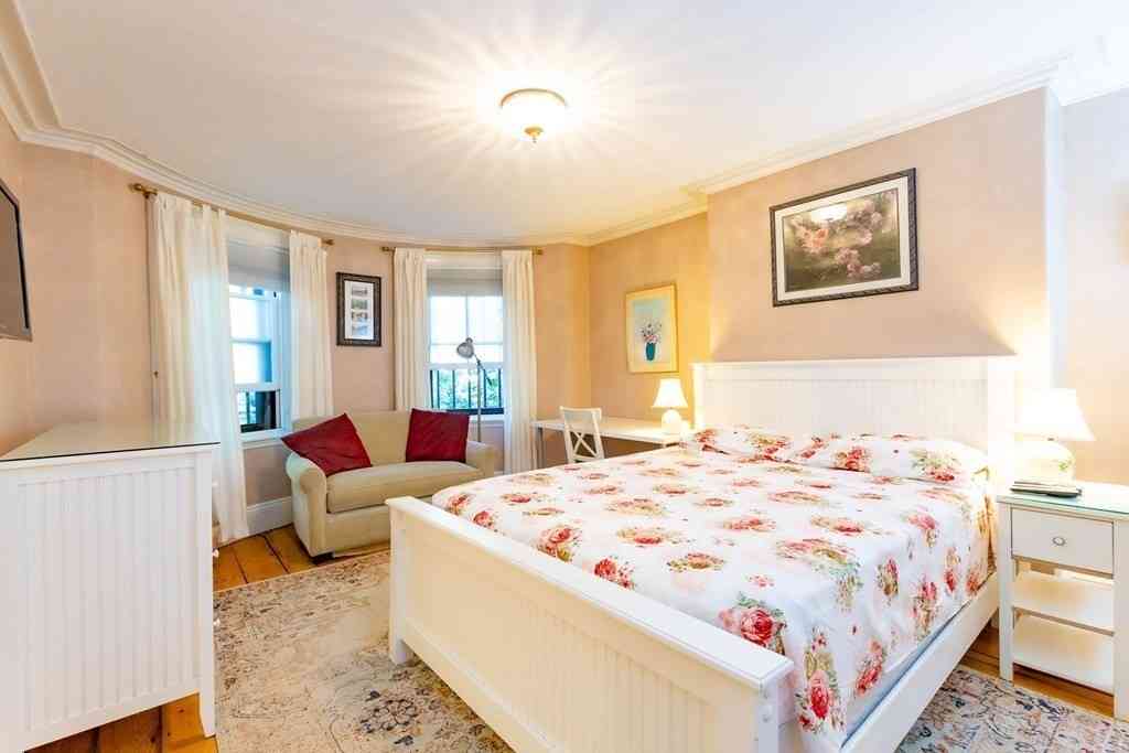Apartment For Rent - 21 E. Concord St. #1<br/> Boston, MA 02118
