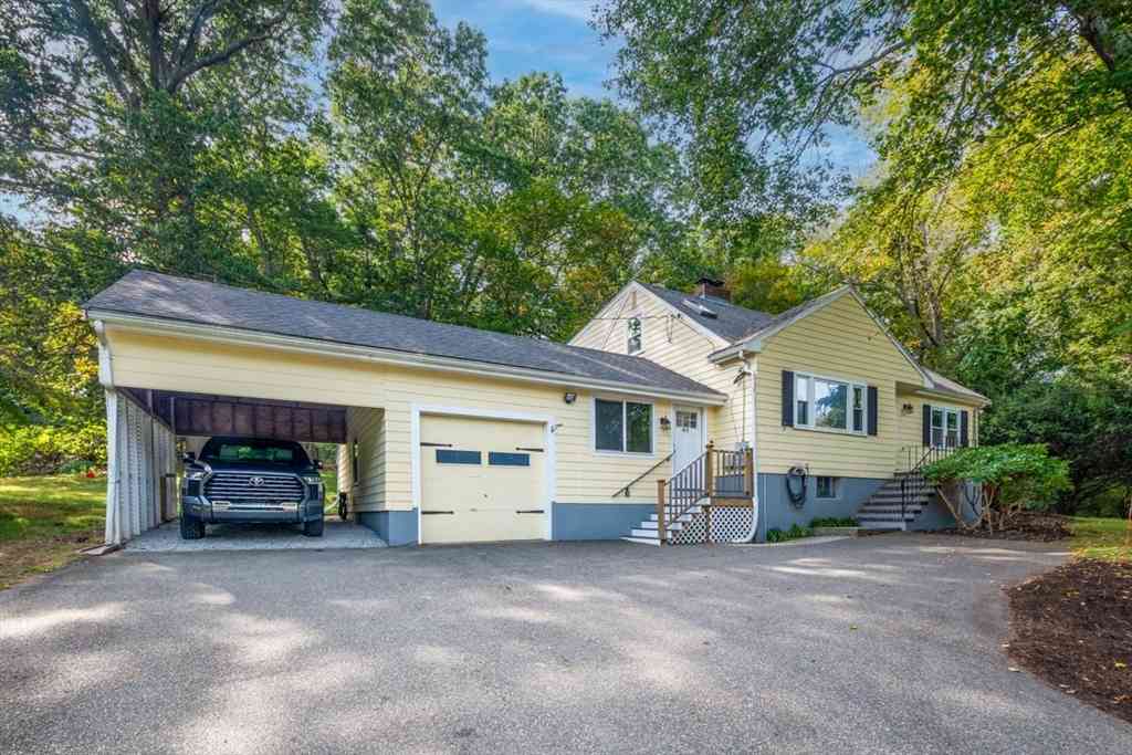 Homes For Rent - 215 Blue Hill Dr<br/> Westwood, MA 02090