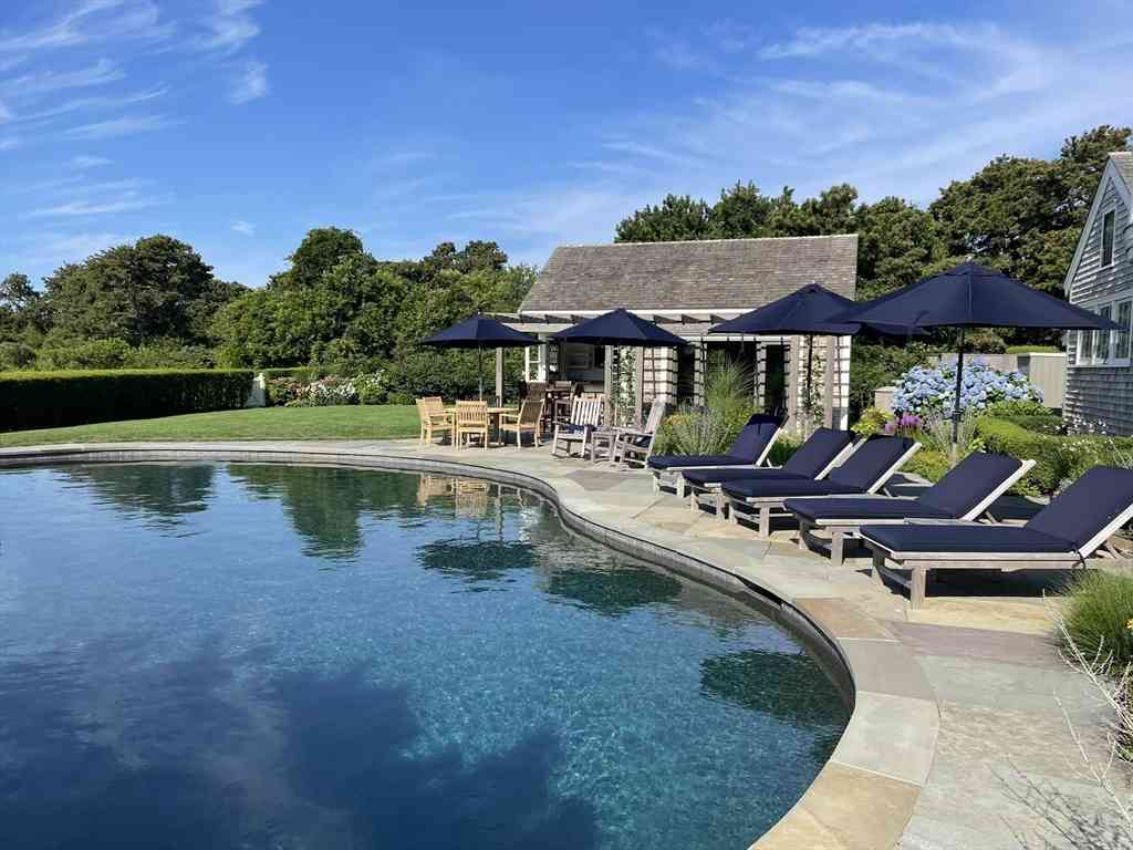 Homes For Rent - 1 Pochick Avenue<br/> Nantucket, MA 02554