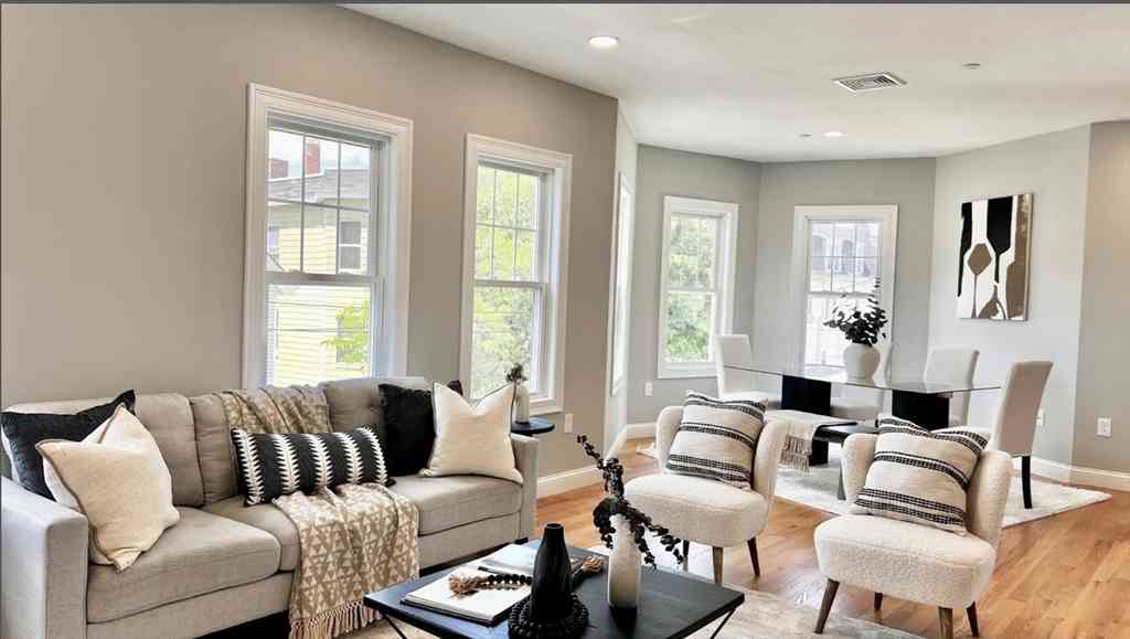 Condo For Rent - 20 Alston #20<br/> Somerville, MA 02143