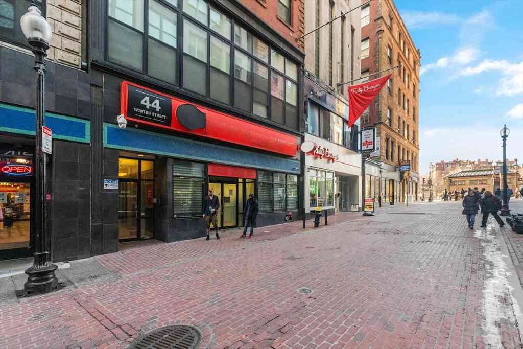 Condo For Rent - 40-46 Winter Street #403<br/> Boston, MA 02108