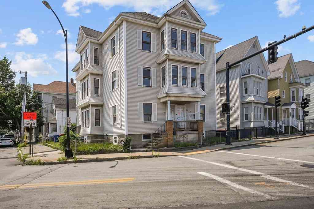 Multifamily For Rent - 51 County St<br/> New Bedford, MA 02744