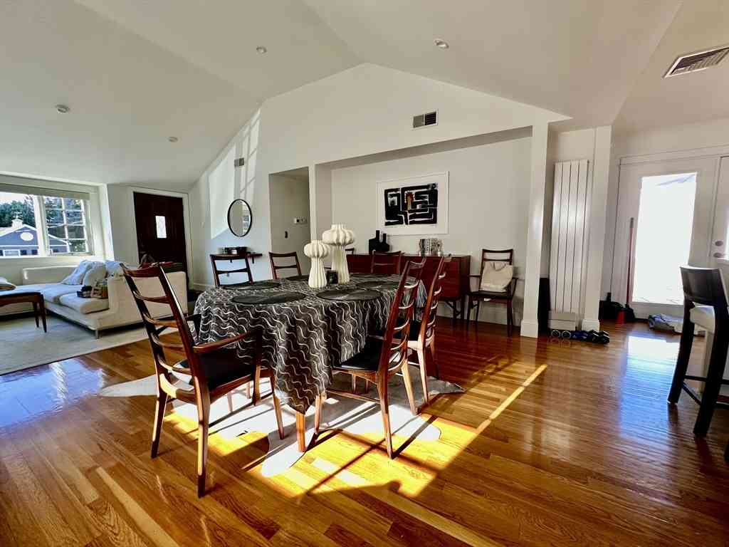 Homes For Rent - 3 Day Circle<br/> Woburn, MA 01801