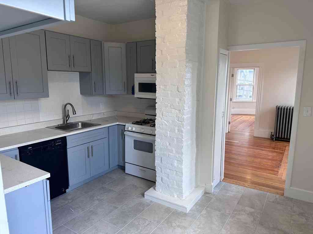 Apartment For Rent - 27 Bailey St #2<br/> Boston, MA 02124