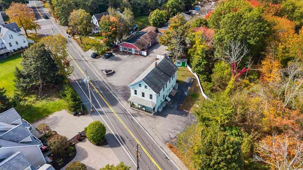 Multifamily For Rent - 114 Haverhill St<br/> North Reading, MA 01864