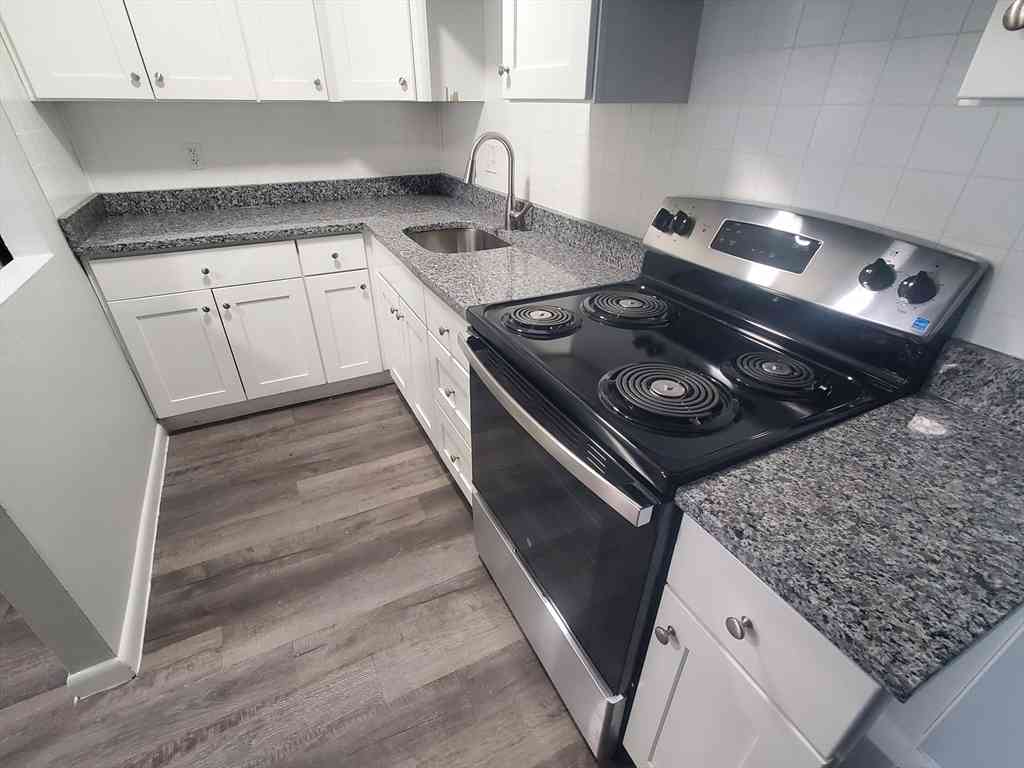 Apartment For Rent - 760 Cummins Highway #4<br/> Boston, MA 02126