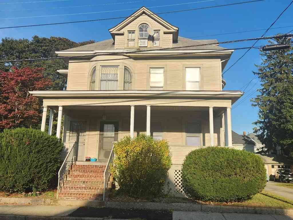 Multifamily For Rent - 96 Mt Pleasant<br/> New Bedford, MA 02740
