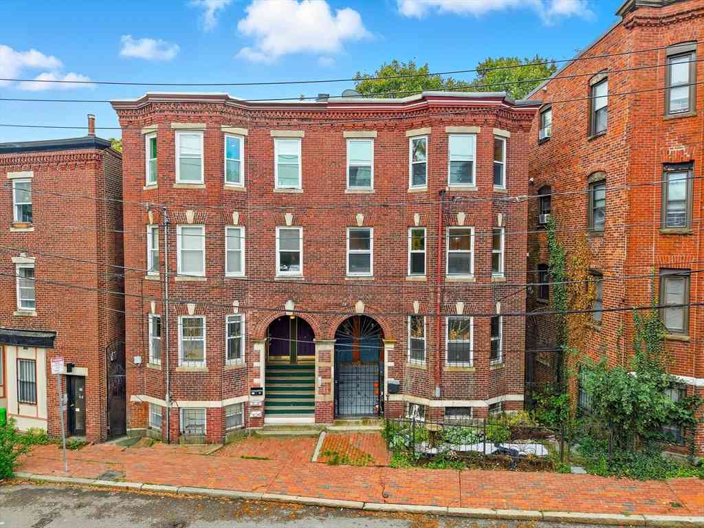 Condo For Sale - 4 Fort Ave #2<br/> Boston, MA 02119