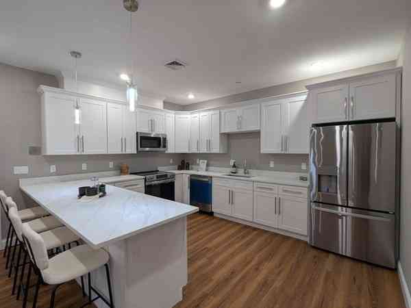 Condo For Sale - 13 Nahant Street #3B<br/> Lynn, MA 01902