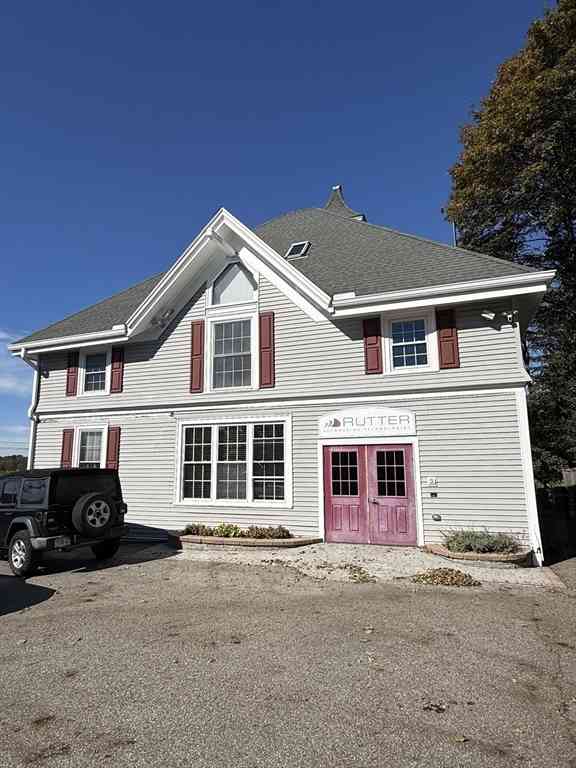 Apartment For Rent - 10 High Street #3<br/> Andover, MA 01810