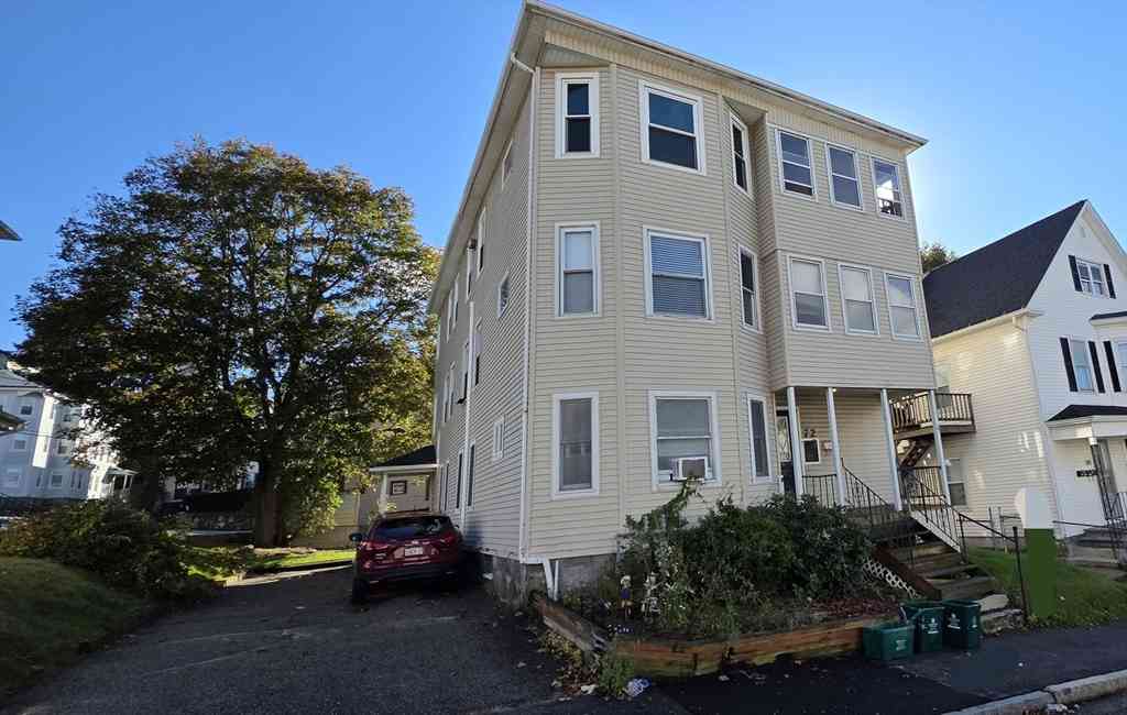 Condo For Rent - 72 Seymour St #2<br/> Worcester, MA 01610
