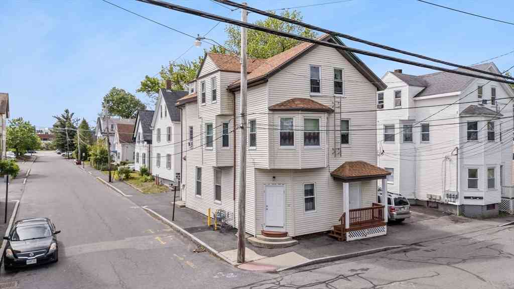 Apartment For Rent - 52 Adams Street #3<br/> Taunton, MA 02780