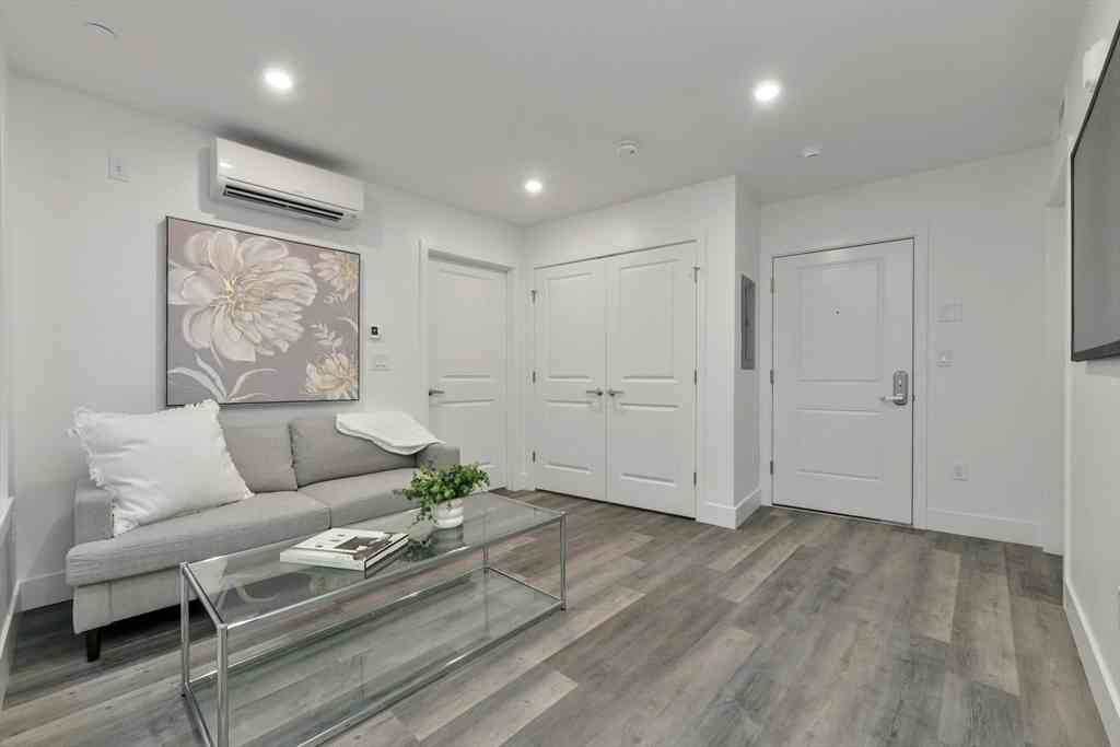 Apartment For Rent - 585 Essex St #220<br/> Lynn, MA 01901