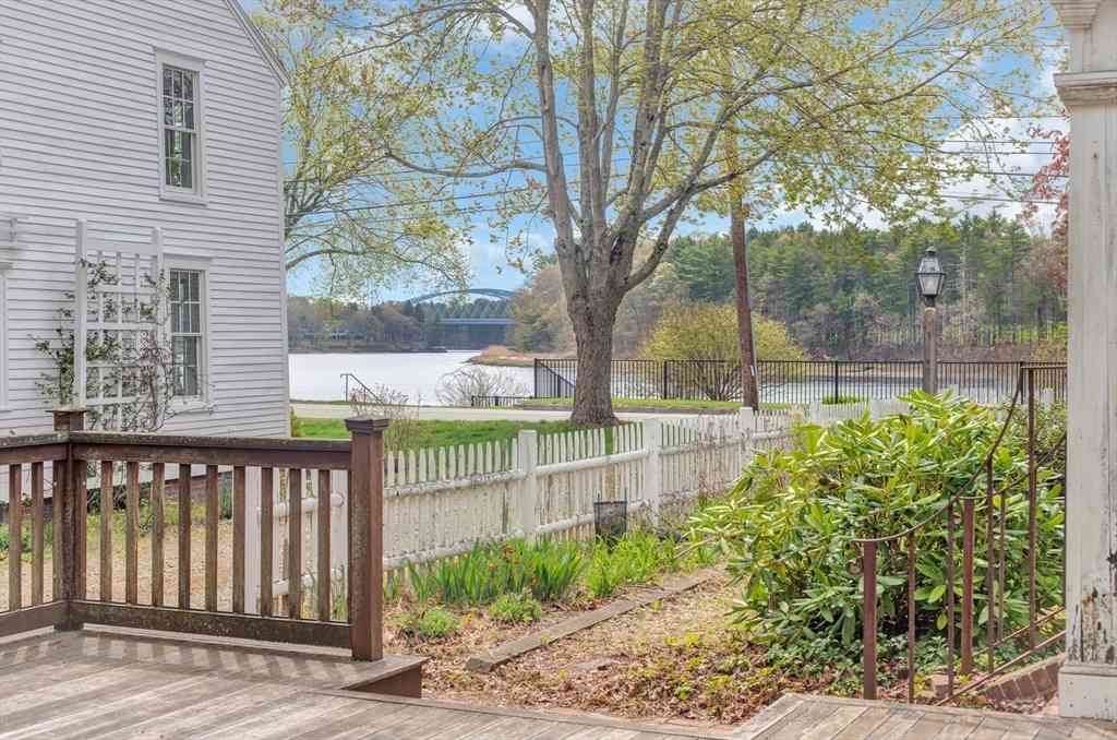 Homes For Sale - 382 Main Street<br/> Amesbury, MA 01913