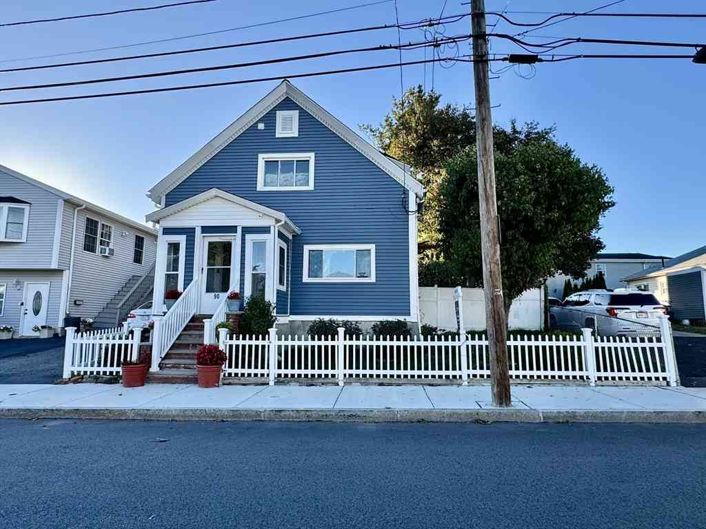 Homes For Sale - 90 Oxford St<br/> Revere, MA 02151