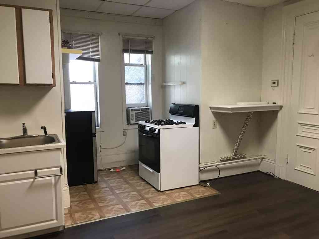 Apartment For Rent - 14 Monument Square #2<br/> Boston, MA 02129