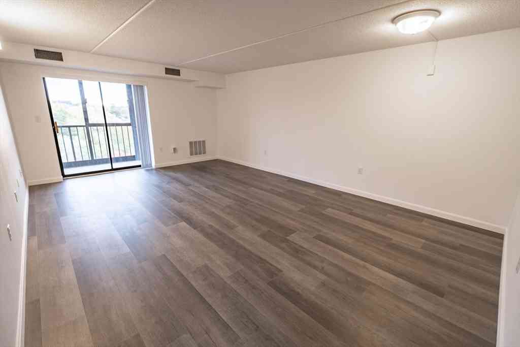 Condo For Rent - 100 High St #802<br/> Medford, MA 02155