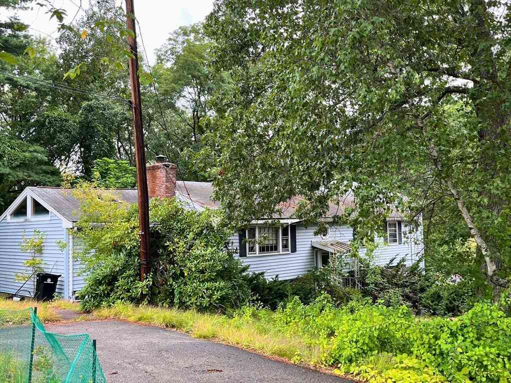 Homes For Sale - 19-A Park Ave<br/> Framingham, MA 01701
