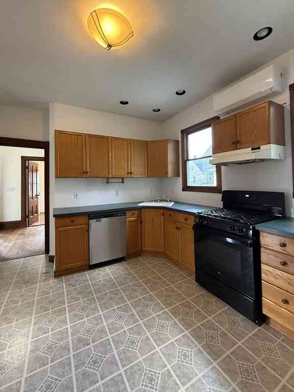 Apartment For Rent - 32 Etna St #2<br/> Boston, MA 02135