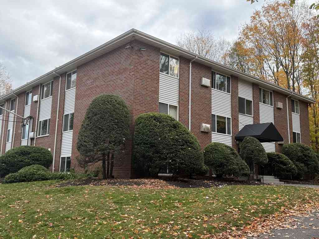 Condo For Sale - 61 Fairmount St #11<br/> Marlborough, MA 01752