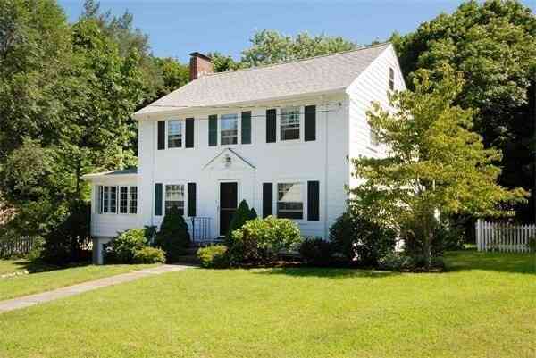 Homes For Rent - 6 Daniels St<br/> Lexington, MA 02421