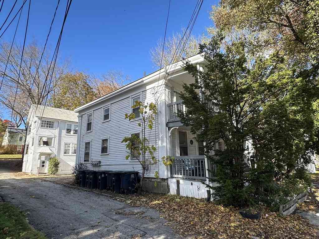 Multifamily For Sale - 128 & 128 1/2 Elm St<br/> Southbridge, MA 01550