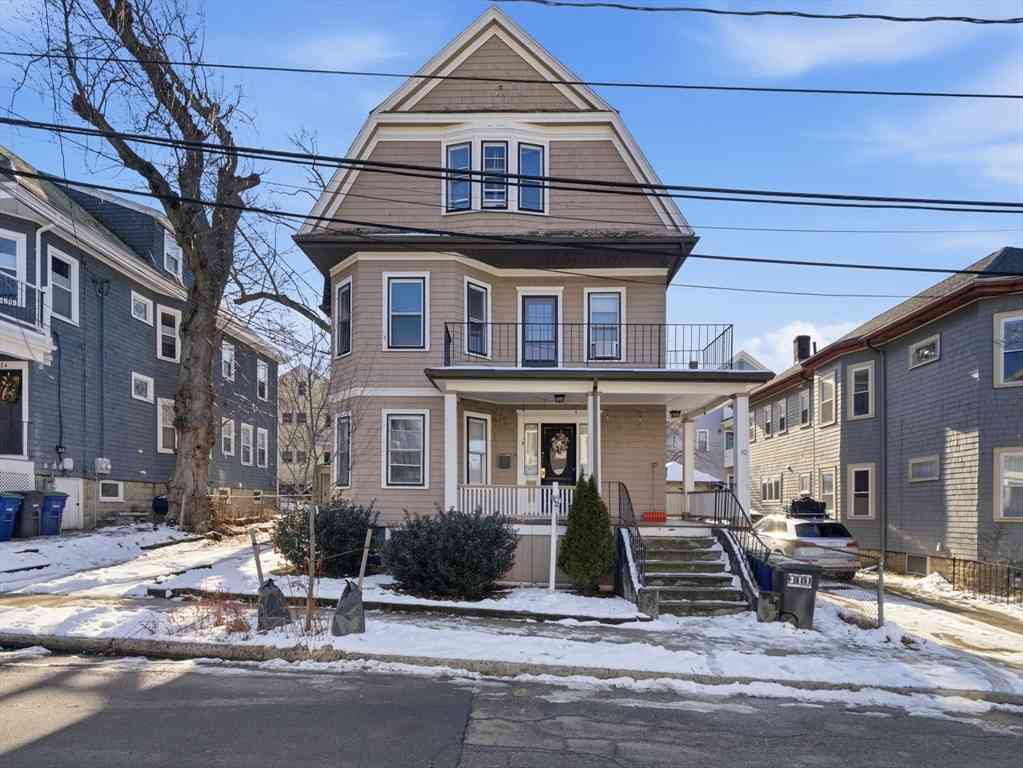 Apartment For Rent - 28 Sunset Rd #1<br/> Somerville, MA 02144