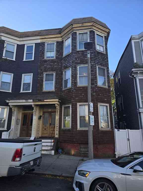 Multifamily For Sale - 623 E 3rd St<br/> Boston, MA 02127