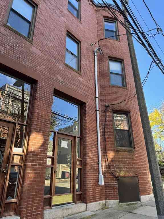 Condo For Rent - 20 Linwood Street #1<br/> Boston, MA 02119