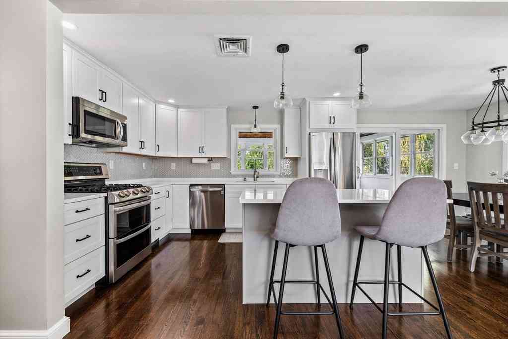 Homes For Rent - 193 Bonham Rd #1<br/> Dedham, MA 02026