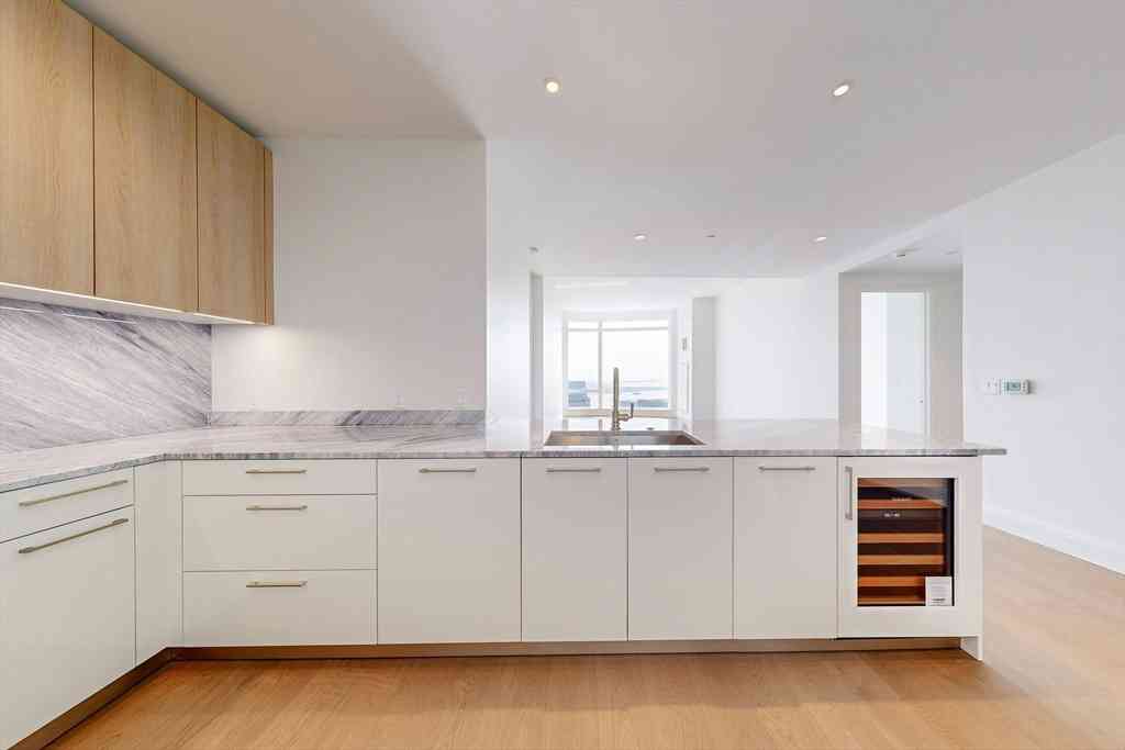 Condo For Sale - 240 Devonshire Street #4609<br/> Boston, MA 02110