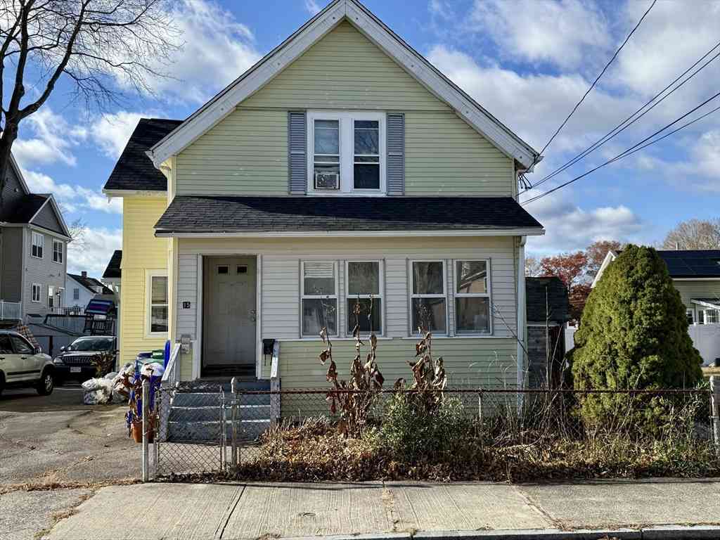 Multifamily For Rent - 15 Martin St<br/> Attleboro, MA 02703